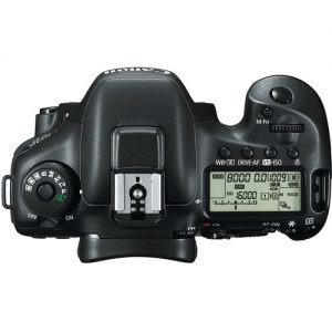 Canon EOS 7D Mark II With 18-135mm IS USM