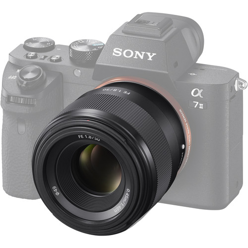 Sony FE 50mm f 1.8 Lens 4